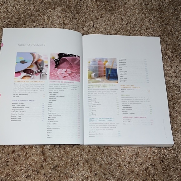 Encyclopedia of Scrapbooking Book - Picture 3 of 4